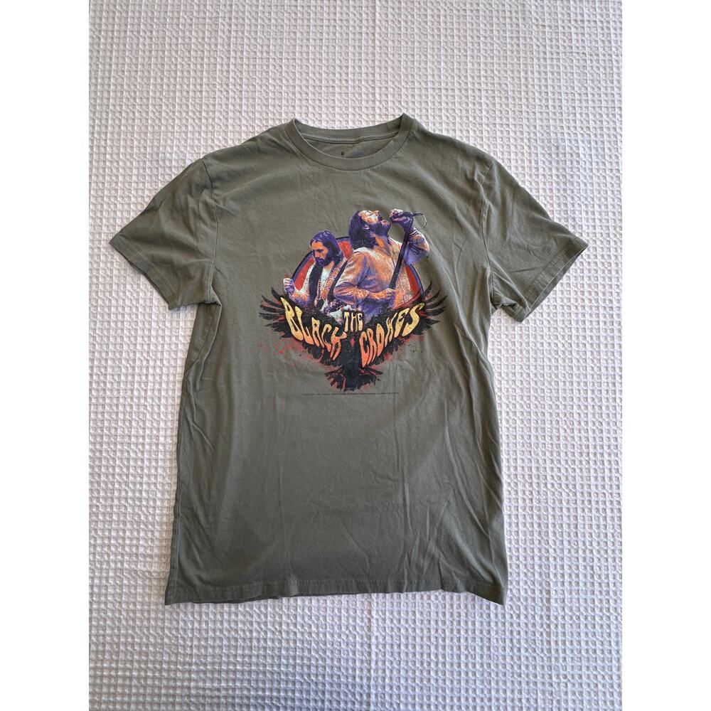 Wrangler men's Green size M Black Crows Tour T-Shirt 2024 20x28 Concert T Shirt